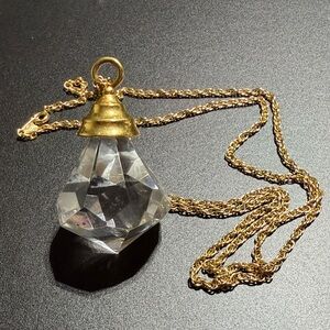 Avon 27" Goldtone Lucite Pendant Necklace (2)